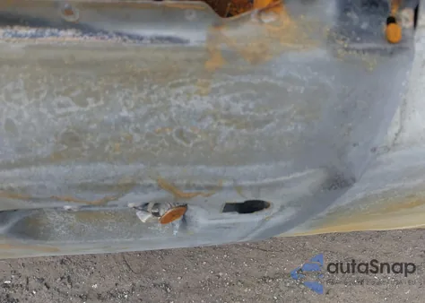 2008 Ford Crown Victoria Police Interceptor z USA, uszkodzony, nr VIN 2FAHP71V28X143780